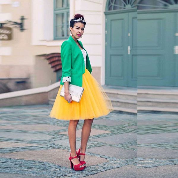 yellow saias new fashion women tutu mesh skirts short women's skirts elegant knee-length tutu skirt custom made, Black
yellow saias new fashion women tutu mesh skirts short women's skirts elegant knee-length tutu skirt custom made, Black