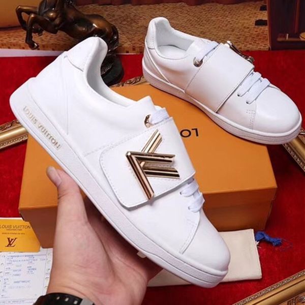 2018 embroidered sneaker run away sneaker kyoto frontrow sneaker digital exclusive frontrow, Black
2018 embroidered sneaker run away sneaker kyoto frontrow sneaker digital exclusive frontrow, Black
