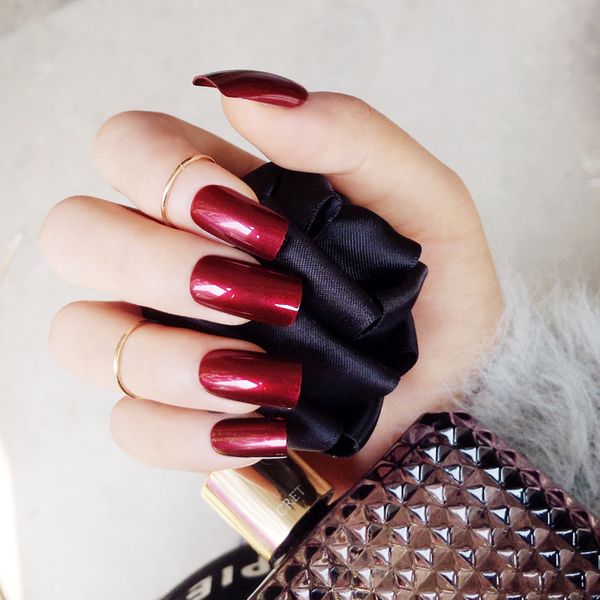 24 pcs pearl wine red fake nail and toe nail tips long square full cover false nails fashion elegant acrylic press on nails, Red;gold
24 pcs pearl wine red fake nail and toe nail tips long square full cover false nails fashion elegant acrylic press on nails, Red;gold