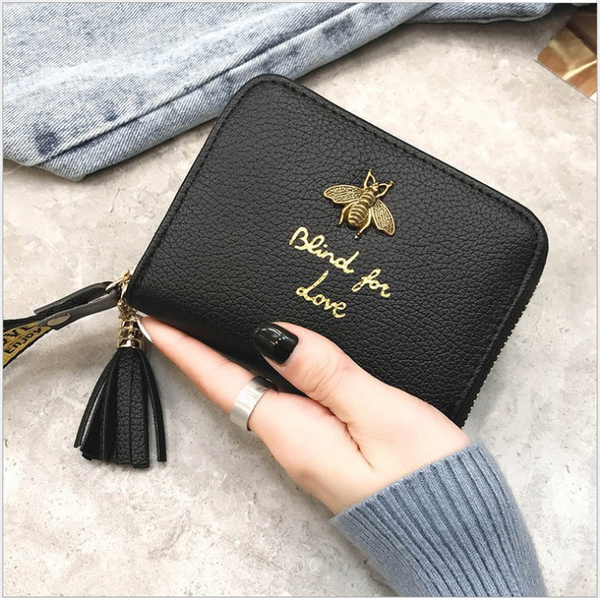 Wholesale-Bee Designer Coin Pouch Blind for Love Women's Mini Wallet Luxury Women Tassel Designer Wallet 3 Colors Portafoglio
Wholesale-Bee Designer Coin Pouch Blind for Love Women's Mini Wallet Luxury Women Tassel Designer Wallet 3 Colors Portafoglio