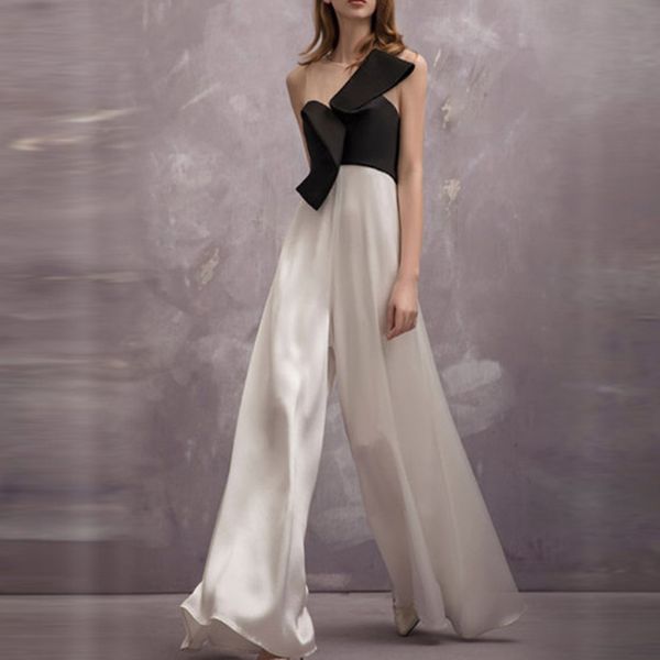 fashion runway 2018 designer jumpsuit women's sleeveless color block bow loose jumpsuit, Black;white
fashion runway 2018 designer jumpsuit women's sleeveless color block bow loose jumpsuit, Black;white