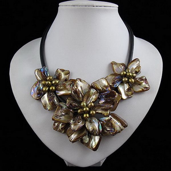 new arriver shell pearls flower necklace,black leather handmade brown shell flower jewelry,perfect wedding party woman jewellery f-02, Silver
new arriver shell pearls flower necklace,black leather handmade brown shell flower jewelry,perfect wedding party woman jewellery f-02, Silver