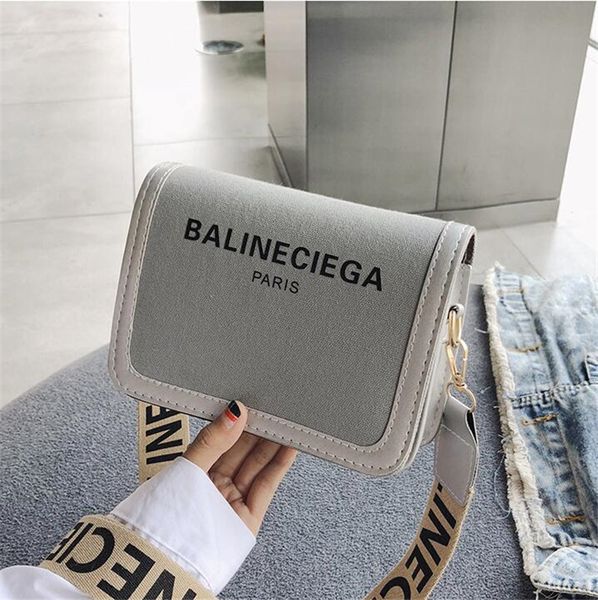 Bolsa de Ombro hrm_goods
Bolsa de Ombro hrm_goods