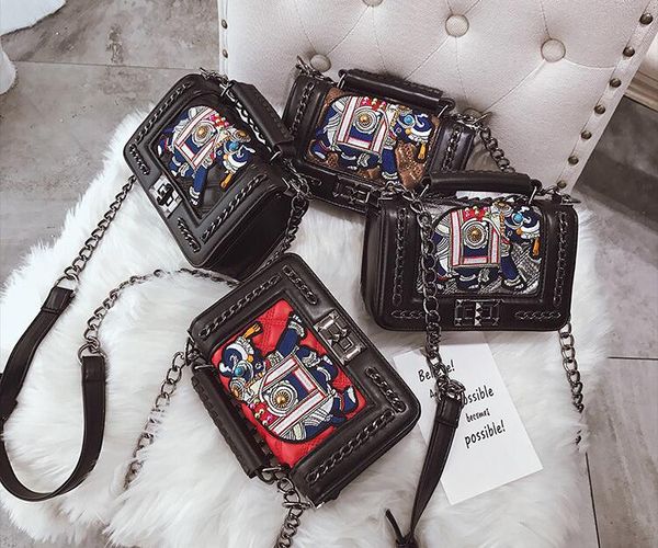 embroidery. bees. small. polychromatic. metal chain. pu. ladies casual fashion bag. woman bag. mini. cross body.shoulder bags. handbag
embroidery. bees. small. polychromatic. metal chain. pu. ladies casual fashion bag. woman bag. mini. cross body.shoulder bags. handbag