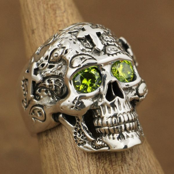 linsion 925 sterling silver high detail skull cross olive green cz eyes mens biker ring ta59 us size 7 to 15, Golden;silver
linsion 925 sterling silver high detail skull cross olive green cz eyes mens biker ring ta59 us size 7 to 15, Golden;silver