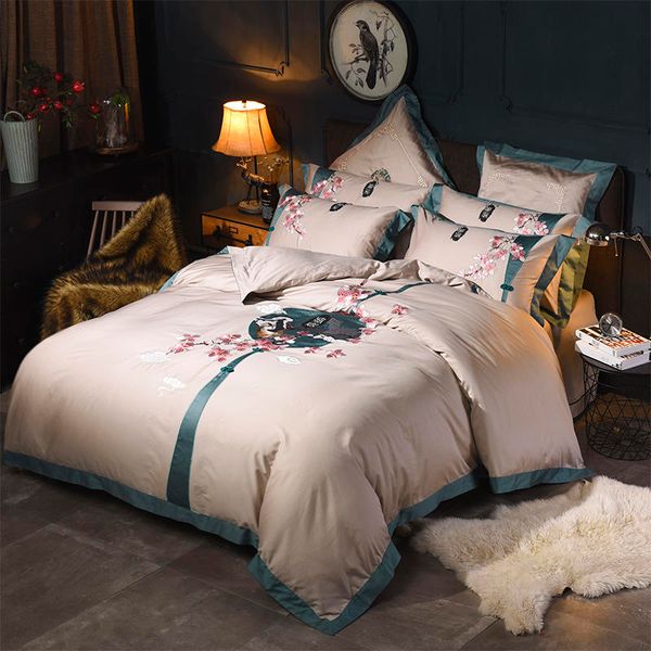 sliver flower embroidered bedding sets 100% cotton duvet cover luxury tribute silk bedroom decor king size bed set girls
sliver flower embroidered bedding sets 100% cotton duvet cover luxury tribute silk bedroom decor king size bed set girls