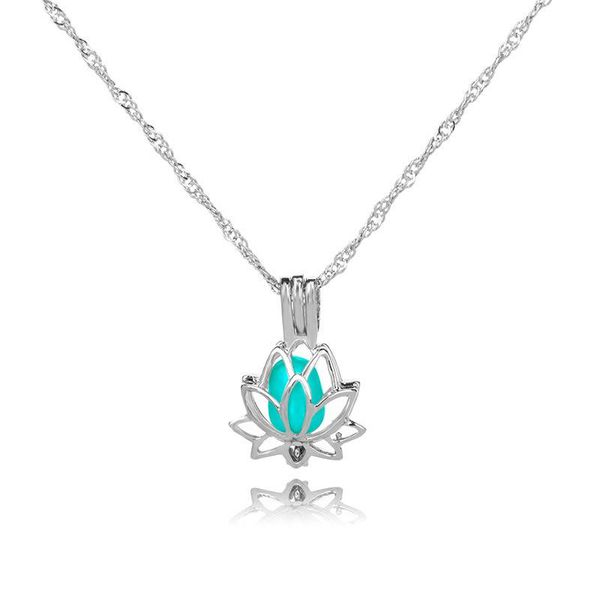 2.2*1.5cm luminous glow in the dark lotus flower shaped pendant necklace for women accessories, Silver
2.2*1.5cm luminous glow in the dark lotus flower shaped pendant necklace for women accessories, Silver