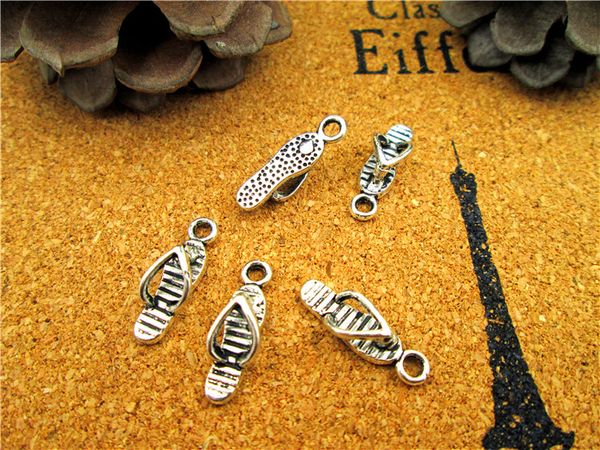 75pcs- antique tibetan silver flip flop charms pendants, 2 sided sandal charm jewelry making 18x6mm, Bronze;silver
75pcs- antique tibetan silver flip flop charms pendants, 2 sided sandal charm jewelry making 18x6mm, Bronze;silver