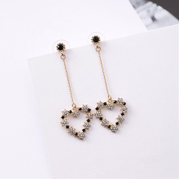 elegant bling rhinestone flower hollow love heart long dangle earrings new korean women jewelry boucle d'oreille femme ec999, Silver
elegant bling rhinestone flower hollow love heart long dangle earrings new korean women jewelry boucle d'oreille femme ec999, Silver