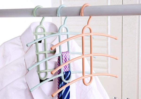 new fashion creative design three-layer non-slip fishbone drying rack wet and dry drying racks multi-functional pants and home tie rack
new fashion creative design three-layer non-slip fishbone drying rack wet and dry drying racks multi-functional pants and home tie rack