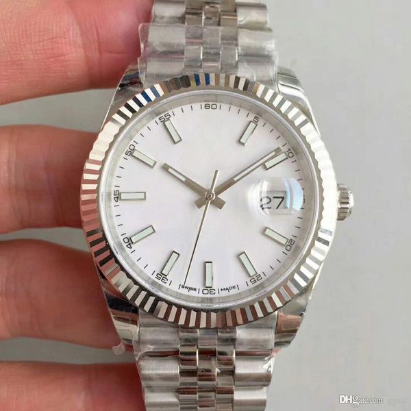 luxury men's watch just style 41mm sapphire glass 361l stainless steel white dial original folding buckle, Slivery;brown
luxury men's watch just style 41mm sapphire glass 361l stainless steel white dial original folding buckle, Slivery;brown