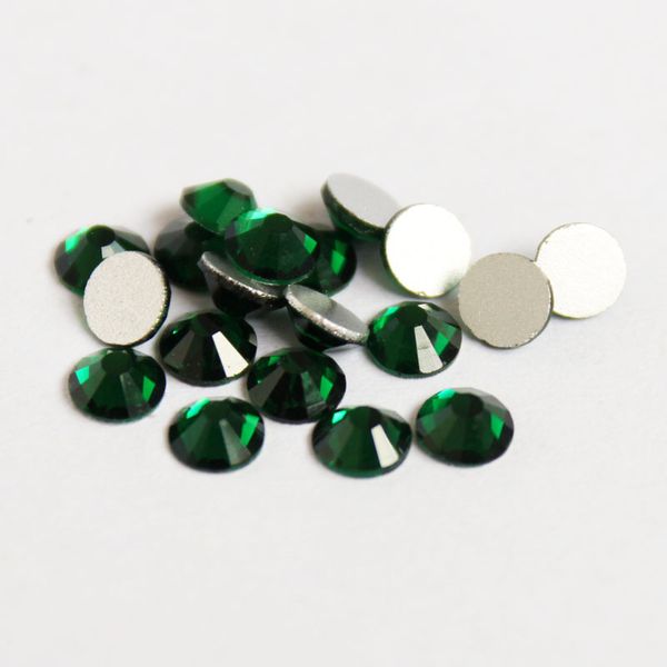 1440 pcs/pack ss3-ss34 emerald nail art decorations rhinestones for 3d charm glass flatback non ix diy nails decorations, Silver;gold
1440 pcs/pack ss3-ss34 emerald nail art decorations rhinestones for 3d charm glass flatback non ix diy nails decorations, Silver;gold