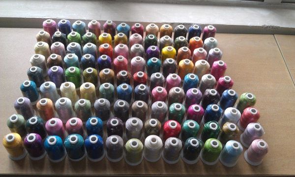 popular simthread 120 colors polyester embroidery machine thread 1100 yards each used as home machine embroidery thread, Black;white
popular simthread 120 colors polyester embroidery machine thread 1100 yards each used as home machine embroidery thread, Black;white