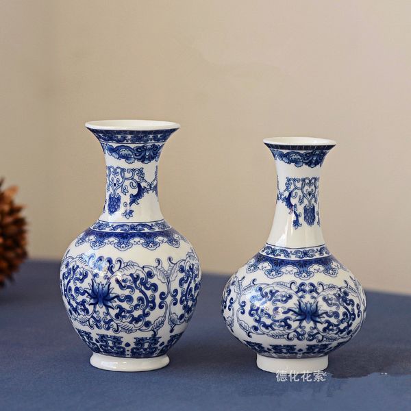 

2pcs/set jingdezhen ceramic blue and white porcelain small vase home decoration deskflower vase shelf crafts high quality