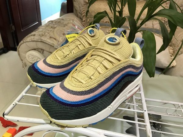 97 og x sean wotherspoon speed red ds mens running shoes for women sneakers trainers men sports shoe tripel white black joint
97 og x sean wotherspoon speed red ds mens running shoes for women sneakers trainers men sports shoe tripel white black joint