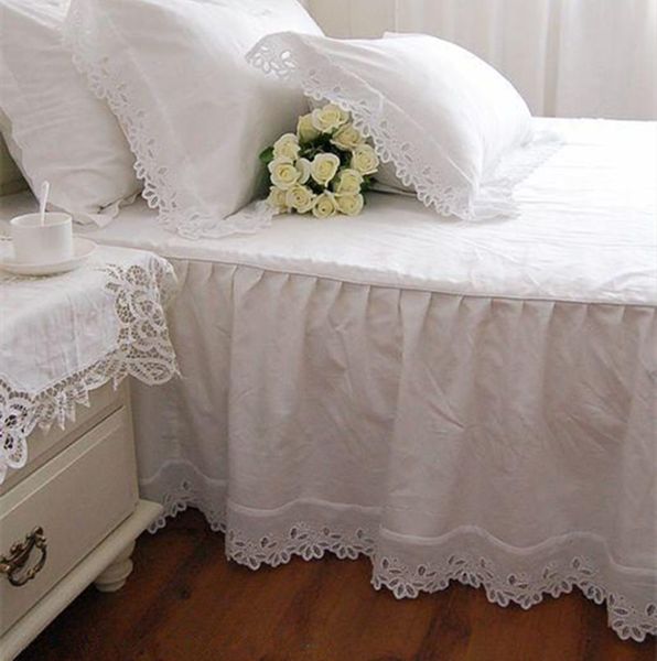 super soft bed skirt european flower embroidery 100% satin cotton bedspread bed sheet for wedding decoration elegant cover
super soft bed skirt european flower embroidery 100% satin cotton bedspread bed sheet for wedding decoration elegant cover