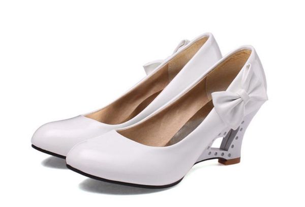 send new style spring and autumn slope heel bowknot high heel shallow mouth korean women shoes, Black
send new style spring and autumn slope heel bowknot high heel shallow mouth korean women shoes, Black