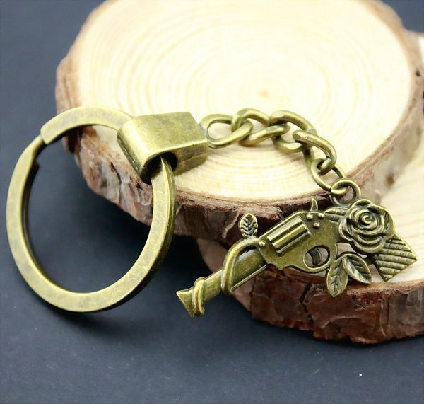 6 pieces key chain women key rings couple keychain for keys flower gun 31x19mm, Slivery;golden
6 pieces key chain women key rings couple keychain for keys flower gun 31x19mm, Slivery;golden