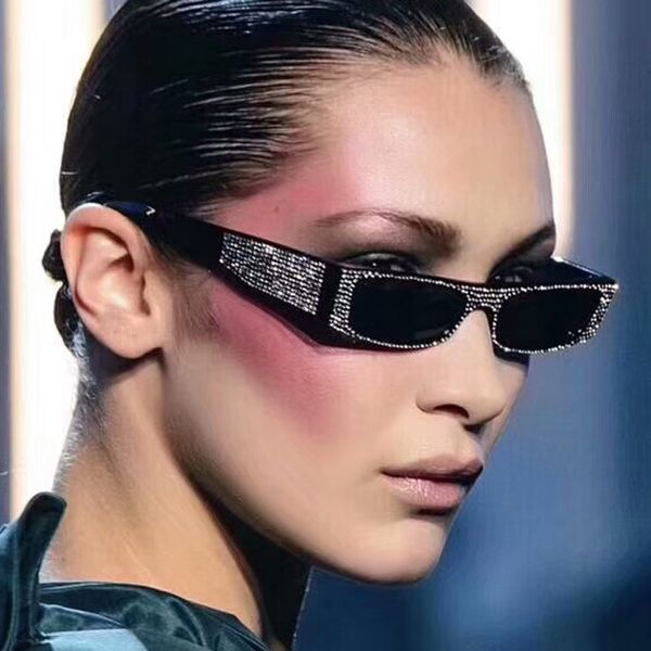 2018 italian brand sunglasses women crystal square sunglasses mirror retro full star sun glasses female black grey 5151r, White;black
2018 italian brand sunglasses women crystal square sunglasses mirror retro full star sun glasses female black grey 5151r, White;black