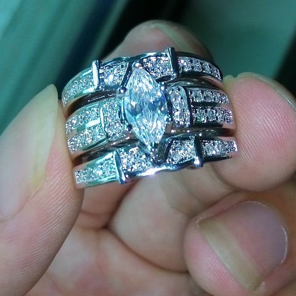 choucong deluxe marquise cut stone 5a zircon stone 14kt white gold filled 3 wedding ring set sz 5-11 ing, Slivery;golden
choucong deluxe marquise cut stone 5a zircon stone 14kt white gold filled 3 wedding ring set sz 5-11 ing, Slivery;golden