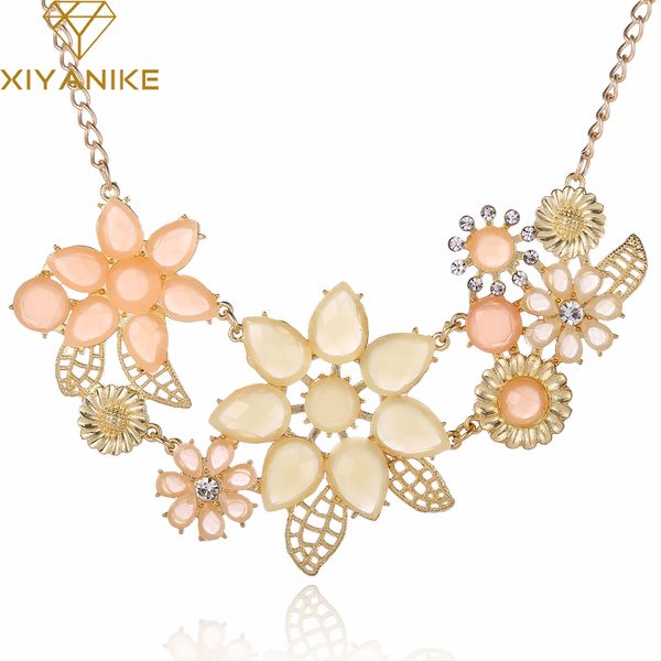 whole salenew fashionable bright flower necklace charm rhinestone necklace and pendant statement necklaces jewelry wholesale xy-n219, Silver
whole salenew fashionable bright flower necklace charm rhinestone necklace and pendant statement necklaces jewelry wholesale xy-n219, Silver