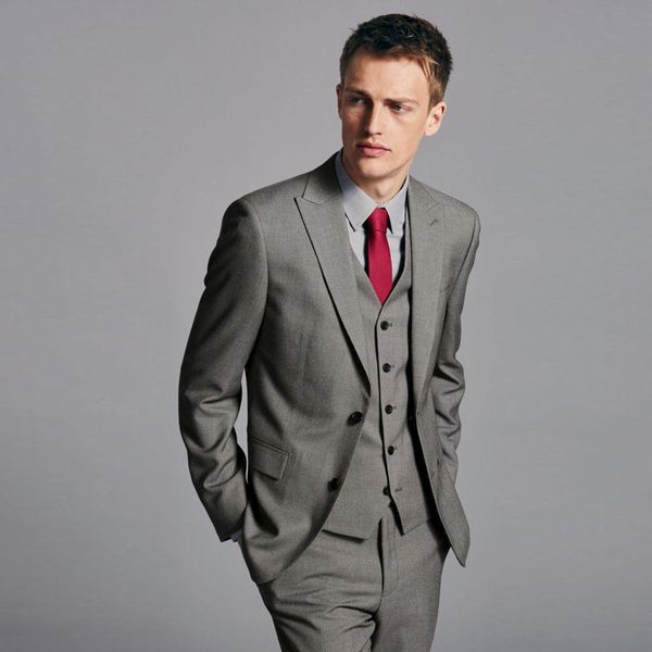 grey 2018 men suits wedding suits groom tuxedos custom made business man blazers jacket 3pieces pants vest slim fit groomsmen suit party, Black;gray
grey 2018 men suits wedding suits groom tuxedos custom made business man blazers jacket 3pieces pants vest slim fit groomsmen suit party, Black;gray