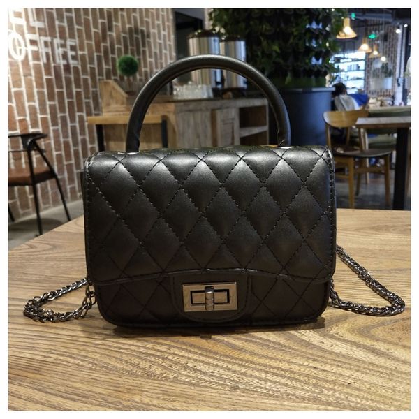 2018 casual fashion woman bag handbag lady bag small mini antirust metal mobile phone bag cross body shoulder bags pu a9298
2018 casual fashion woman bag handbag lady bag small mini antirust metal mobile phone bag cross body shoulder bags pu a9298
