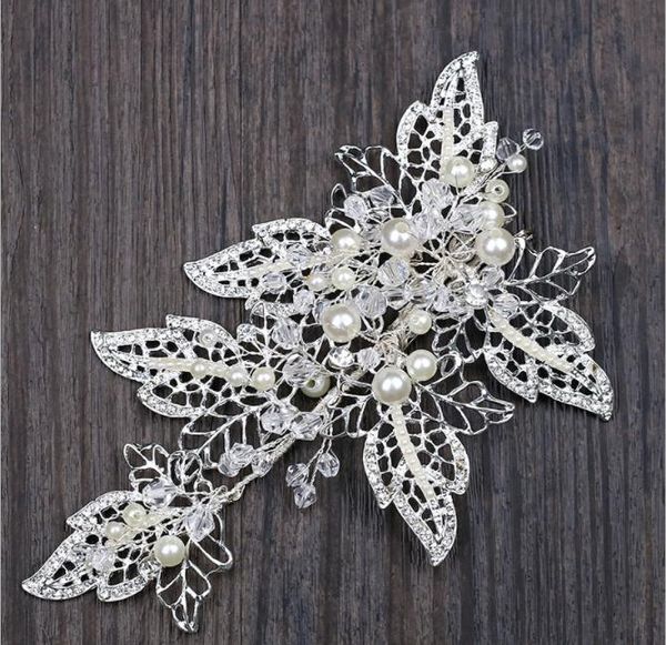 bridal headwear hair clip pearl crystal butterfly hairpin accessories factory direct studio studio shooting, Slivery;golden
bridal headwear hair clip pearl crystal butterfly hairpin accessories factory direct studio studio shooting, Slivery;golden