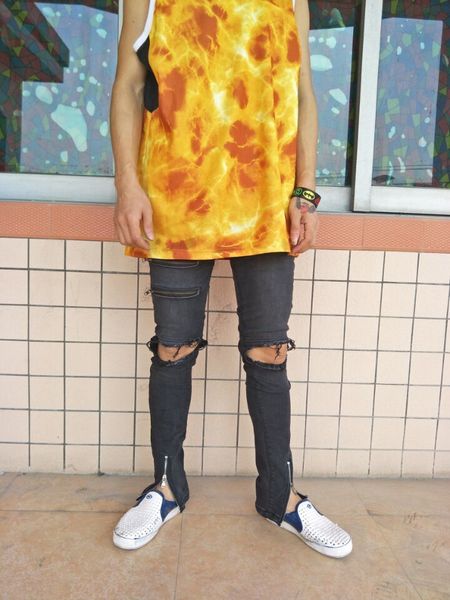 2017 new arrival cosmama brand mens printed designer korean fashion slim skinny biker casual jeans s913, Blue
2017 new arrival cosmama brand mens printed designer korean fashion slim skinny biker casual jeans s913, Blue