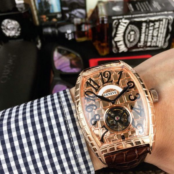 Luxury WATCHES Wine barrel case design Gold silver Tourbillon machinery Genuine leather strap Mens Watch brand Watches Gent Wristwatches
Luxury WATCHES Wine barrel case design Gold silver Tourbillon machinery Genuine leather strap Mens Watch brand Watches Gent Wristwatches