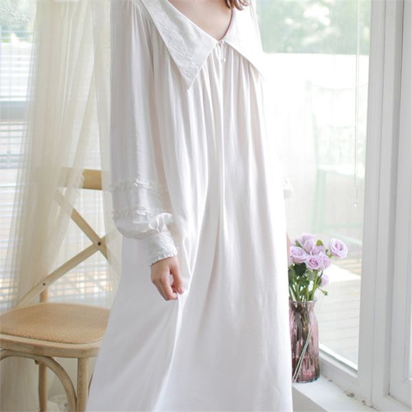 Autumn Women Sleepwear European Palace Style Princess Night Dress Long Sleeve Turn Down Collar Nightgown Winter Homewear, White
Autumn Women Sleepwear European Palace Style Princess Night Dress Long Sleeve Turn Down Collar Nightgown Winter Homewear, White
