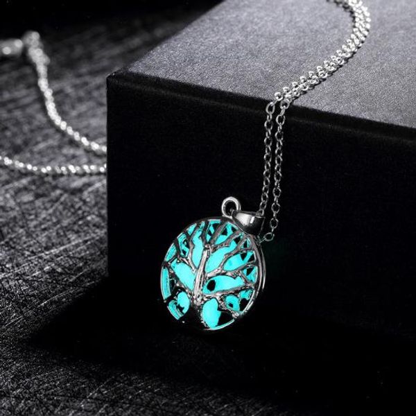 style glow in the dark necklace fluorescent ornament hollow circular pendant halloween ornament the new 2018, Silver
style glow in the dark necklace fluorescent ornament hollow circular pendant halloween ornament the new 2018, Silver