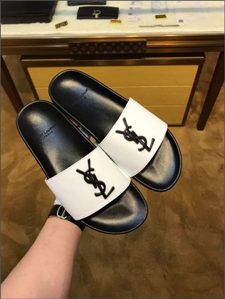 with box men women andal de igner hoe luxury lide ummer fa hion wide flat lippery lipper flip flop
with box men women andal de igner hoe luxury lide ummer fa hion wide flat lippery lipper flip flop