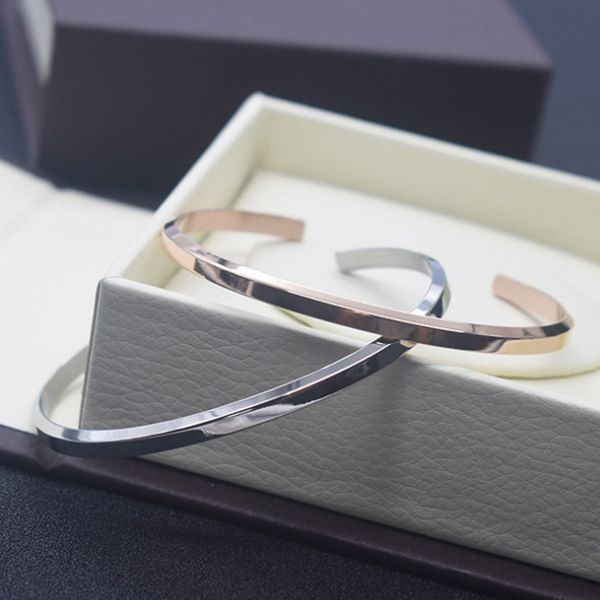 High quality DW Bracelets Cuff Rose Gold Silver Jewelry Stainless steel Men Men's Bangle Silver Women Women's Bracelet with Original box
High quality DW Bracelets Cuff Rose Gold Silver Jewelry Stainless steel Men Men's Bangle Silver Women Women's Bracelet with Original box