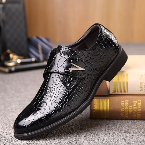 new italian fashion handmade genuine leather men black brown formal shoes autumn office business wedding dress loafers male
new italian fashion handmade genuine leather men black brown formal shoes autumn office business wedding dress loafers male