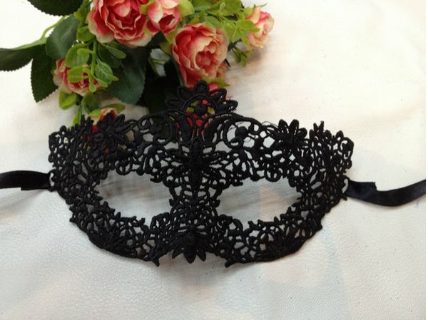 fashion masquerade mask lace black and white styling party lady mask wholesale 10pcs/lot, Silver
fashion masquerade mask lace black and white styling party lady mask wholesale 10pcs/lot, Silver