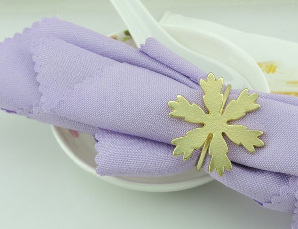 50pcs/lot christmas snowflake napkin rings, metal buckle napkins, napkin rings l dining table golden
50pcs/lot christmas snowflake napkin rings, metal buckle napkins, napkin rings l dining table golden