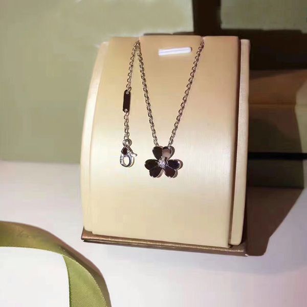 женская frivole diamond necklace навсегда цветок женщины свадеб серьги комплект ювелирных изделий, Silver
женская frivole diamond necklace навсегда цветок женщины свадеб серьги комплект ювелирных изделий, Silver