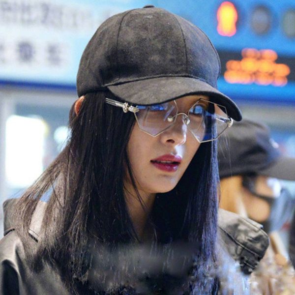 outeye урожай шестигранной площади женщина глаза очки кадры plain зеркало clear lens harajuku большой металлический каркас очки gafas de sol, Silver
outeye урожай шестигранной площади женщина глаза очки кадры plain зеркало clear lens harajuku большой металлический каркас очки gafas de sol, Silver