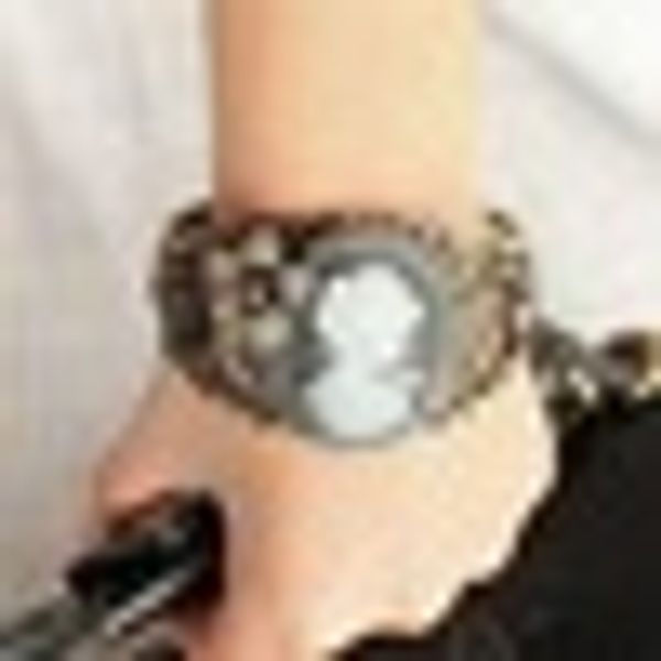 vintage bronze relief carved cameo statue queen bangle bracelet rhinestones fashion jewelry, Golden;silver
vintage bronze relief carved cameo statue queen bangle bracelet rhinestones fashion jewelry, Golden;silver