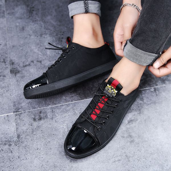 Дизайнер Мужчины Голова Тигра Холст Обувь Люксовый Бренд Вышивка Мужской Черный
Дизайнер Мужчины Голова Тигра Холст Обувь Люксовый Бренд Вышивка Мужской Черный