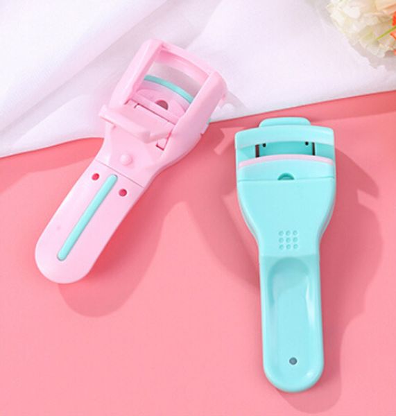 malian cute mini eyelash curler portable plastic 100 pcs large quantity makeup tools ing
malian cute mini eyelash curler portable plastic 100 pcs large quantity makeup tools ing