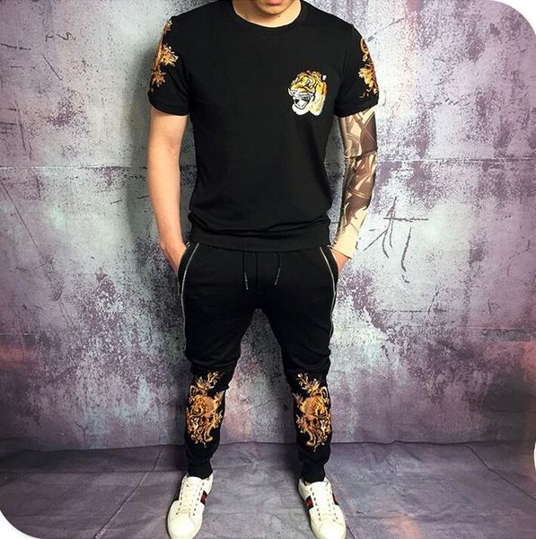 summer trend embroidered tiger, short sleeved tracksuit version trend mercerized cotton leisure, Black
summer trend embroidered tiger, short sleeved tracksuit version trend mercerized cotton leisure, Black