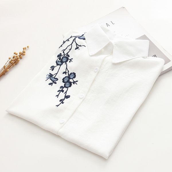 floral embroidery short sleeve women blouses and shirts white female ladies casual women's shirt and kimono blusas blouse
floral embroidery short sleeve women blouses and shirts white female ladies casual women's shirt and kimono blusas blouse
