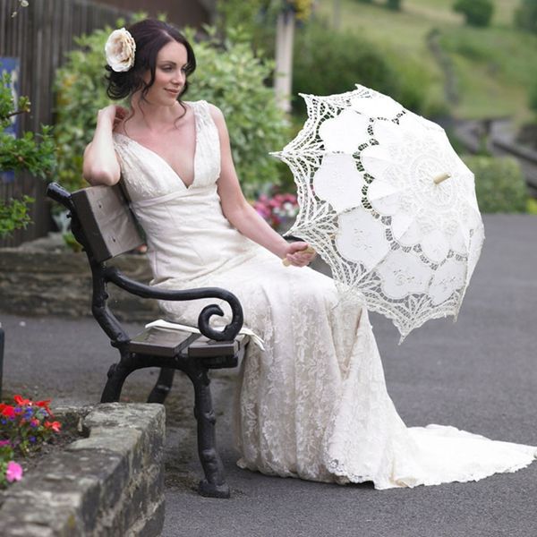 vintage wedding luxury umbrella lace fabric wooden handle bridal parasol bulk wedding accessories made in china, White
vintage wedding luxury umbrella lace fabric wooden handle bridal parasol bulk wedding accessories made in china, White
