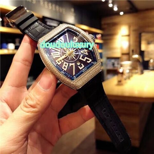 barrel-style fashion men's watch silver diamond famous watches waterproof automatic mechanical watch ing, Slivery;brown
barrel-style fashion men's watch silver diamond famous watches waterproof automatic mechanical watch ing, Slivery;brown
