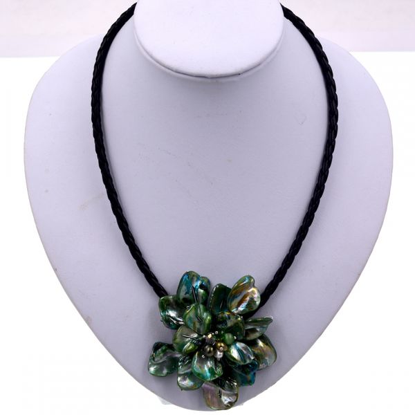 whole salenew arrival fashion jewelry green baroque shell crystal pearl flower necklace jewelry sell, Golden;silver
whole salenew arrival fashion jewelry green baroque shell crystal pearl flower necklace jewelry sell, Golden;silver