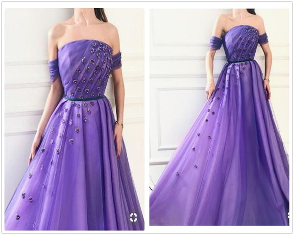 2019 hand made flower off shoulder prom dress evening gowns floor length robe de soiree strapless neck sleeveless formal party dress, Black;red
2019 hand made flower off shoulder prom dress evening gowns floor length robe de soiree strapless neck sleeveless formal party dress, Black;red