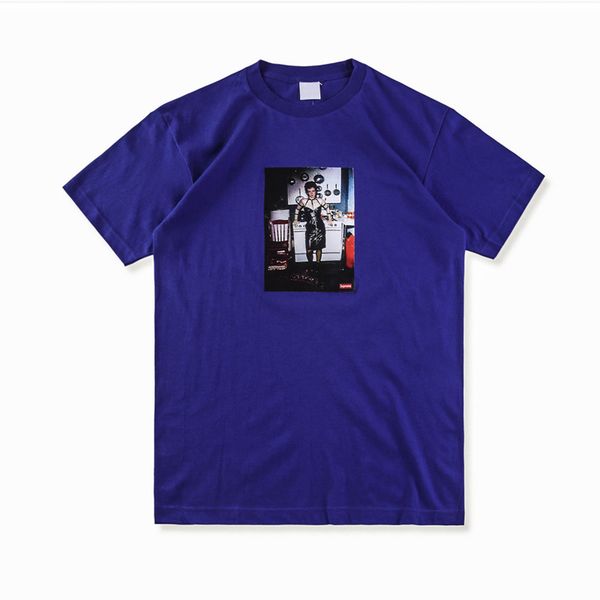 18ss USA Box logo Hip Hop Nan Goldin Nan as a dominatrix PHOTO Tee Skateboard Cool Men Women Cotton Casual T shirt
18ss USA Box logo Hip Hop Nan Goldin Nan as a dominatrix PHOTO Tee Skateboard Cool Men Women Cotton Casual T shirt