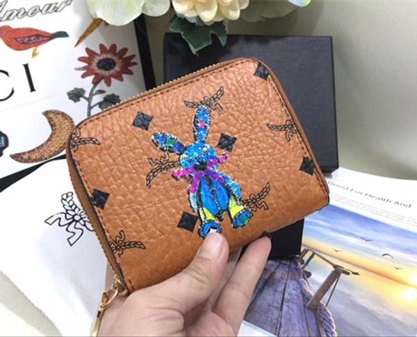 Luxury wallets purse New Korean three fold 3D rabbit wallet Designer Wallets New Brand Print Leather Wallet Fashion Men women Purse
Luxury wallets purse New Korean three fold 3D rabbit wallet Designer Wallets New Brand Print Leather Wallet Fashion Men women Purse